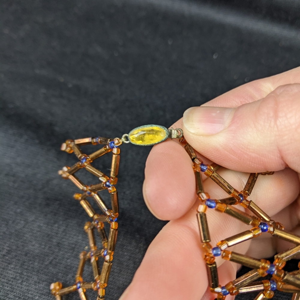 Vintage brown netted weave bead Czechoslovakia short Necklace - Picture 2 of 4